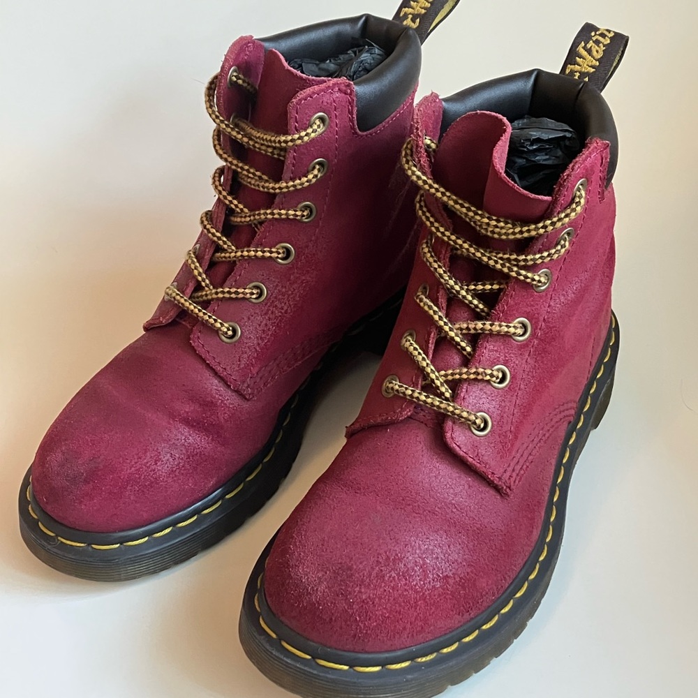 Dr martens suede 8